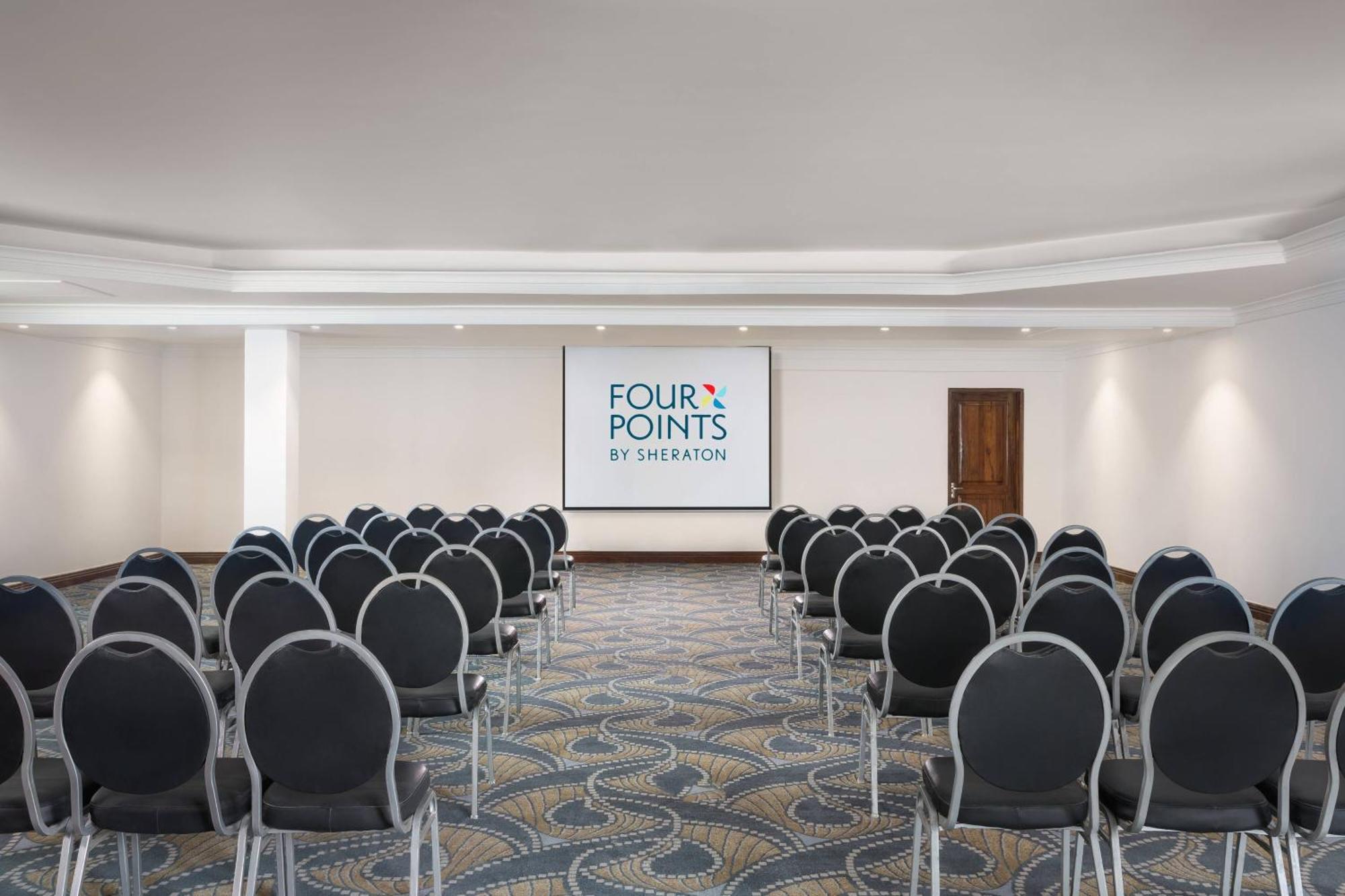 Four Points By Sheraton Arusha, The Arusha Hotel Exterior photo